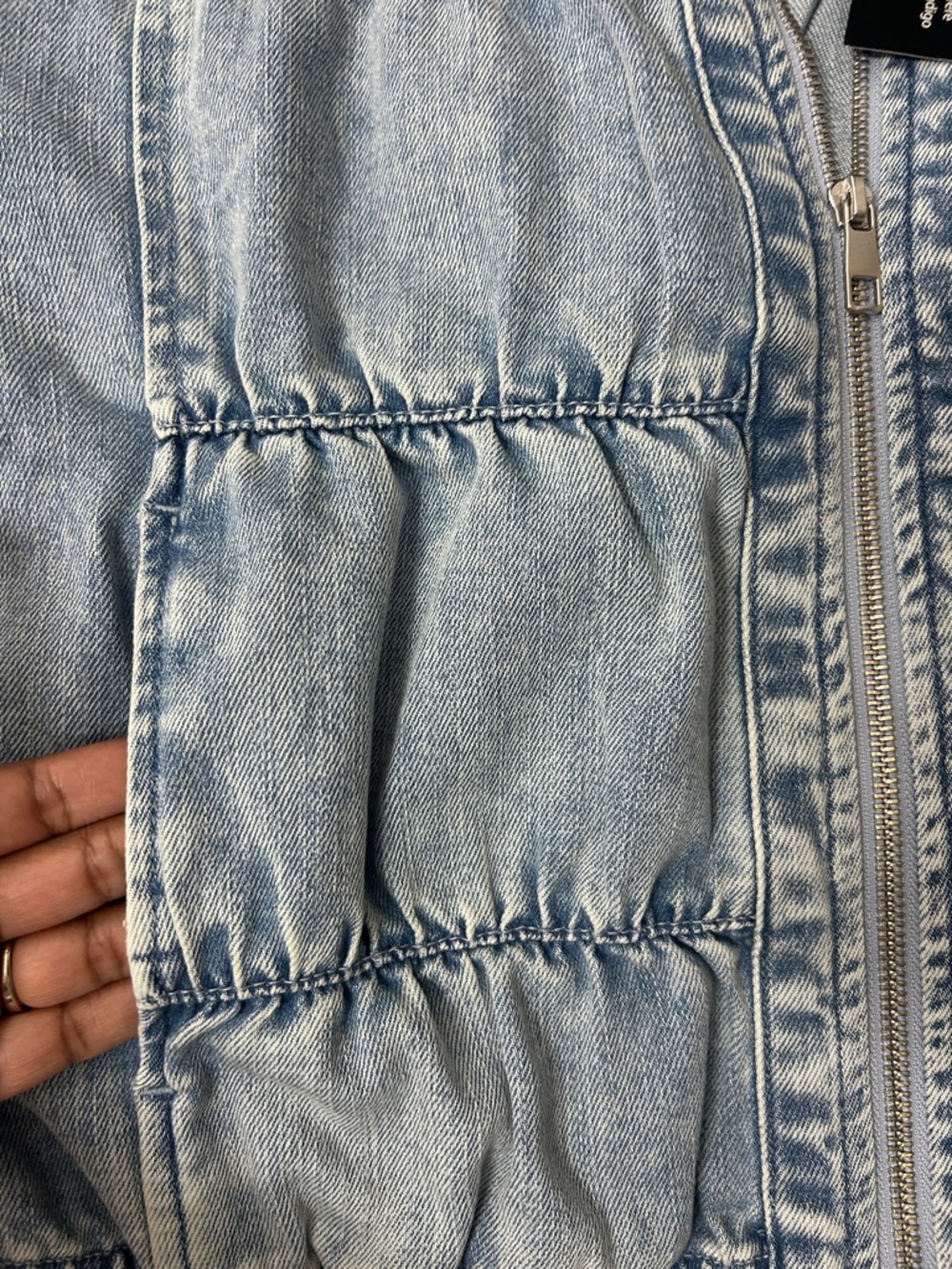 LOGO by Lori Goldstein Seamed Denim Zip Front Jacket (size small) - Picture 7 of 8